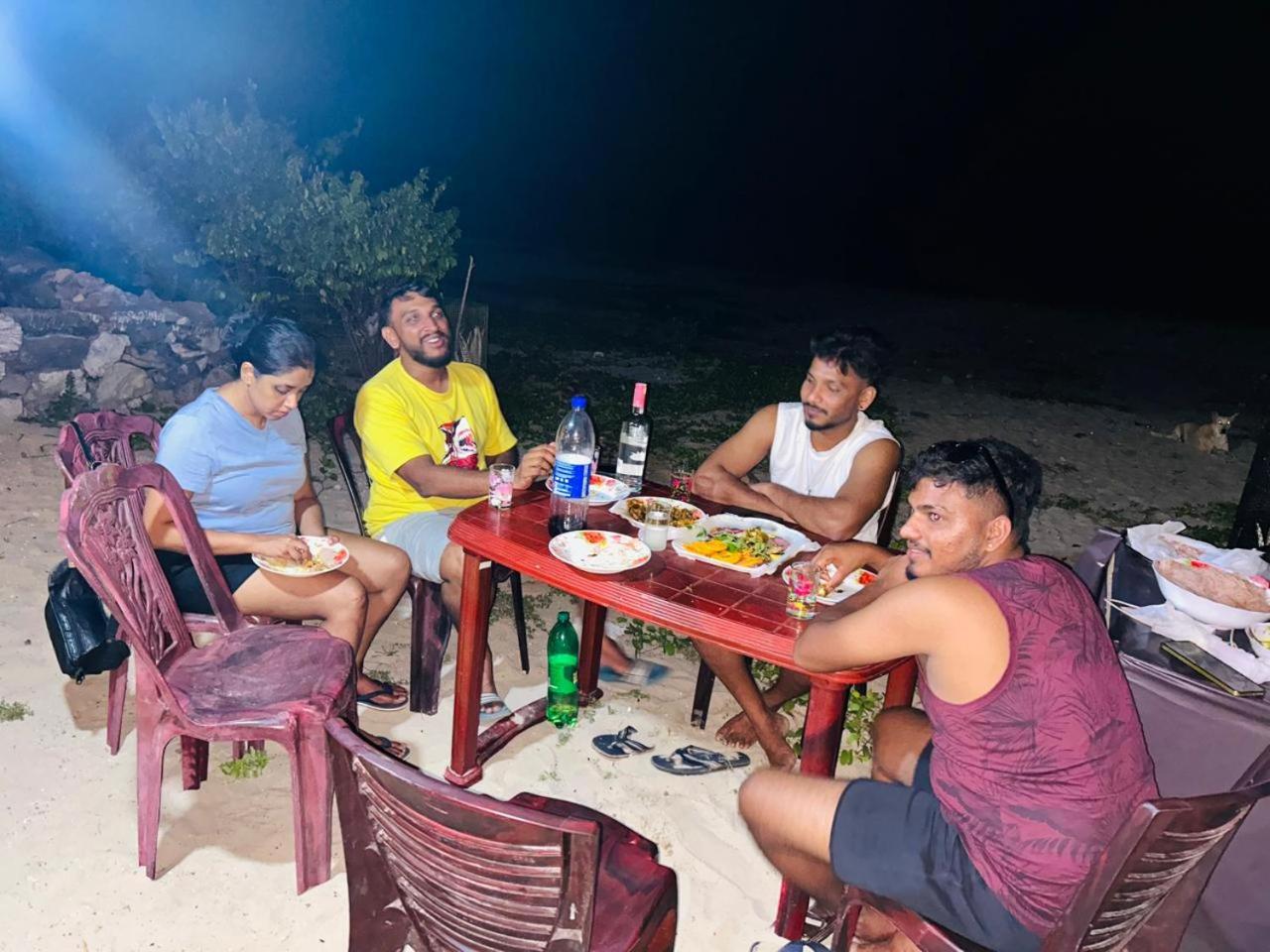 Delft Jeyam Resorts Delft East المظهر الخارجي الصورة