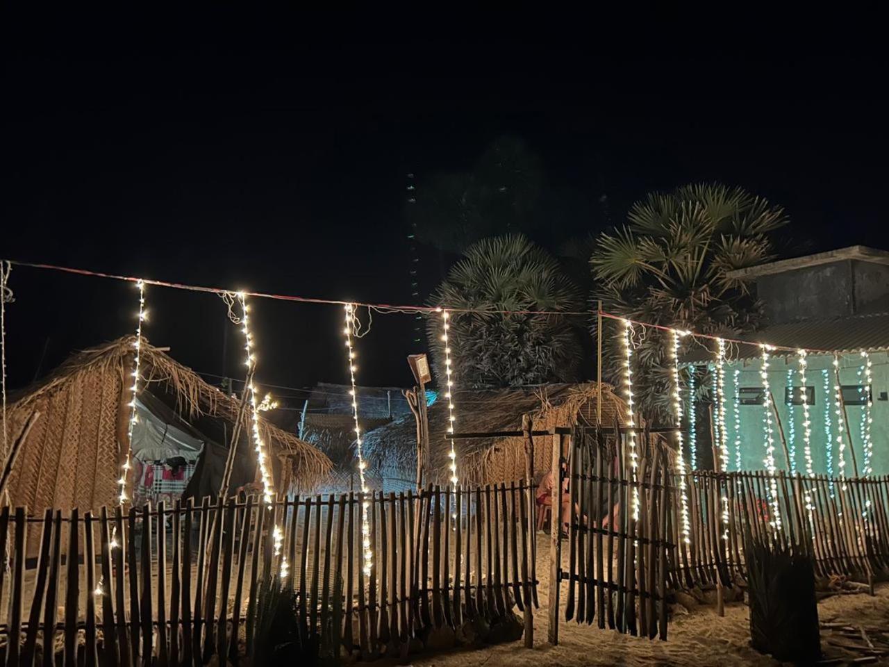 Delft Jeyam Resorts Delft East الغرفة الصورة