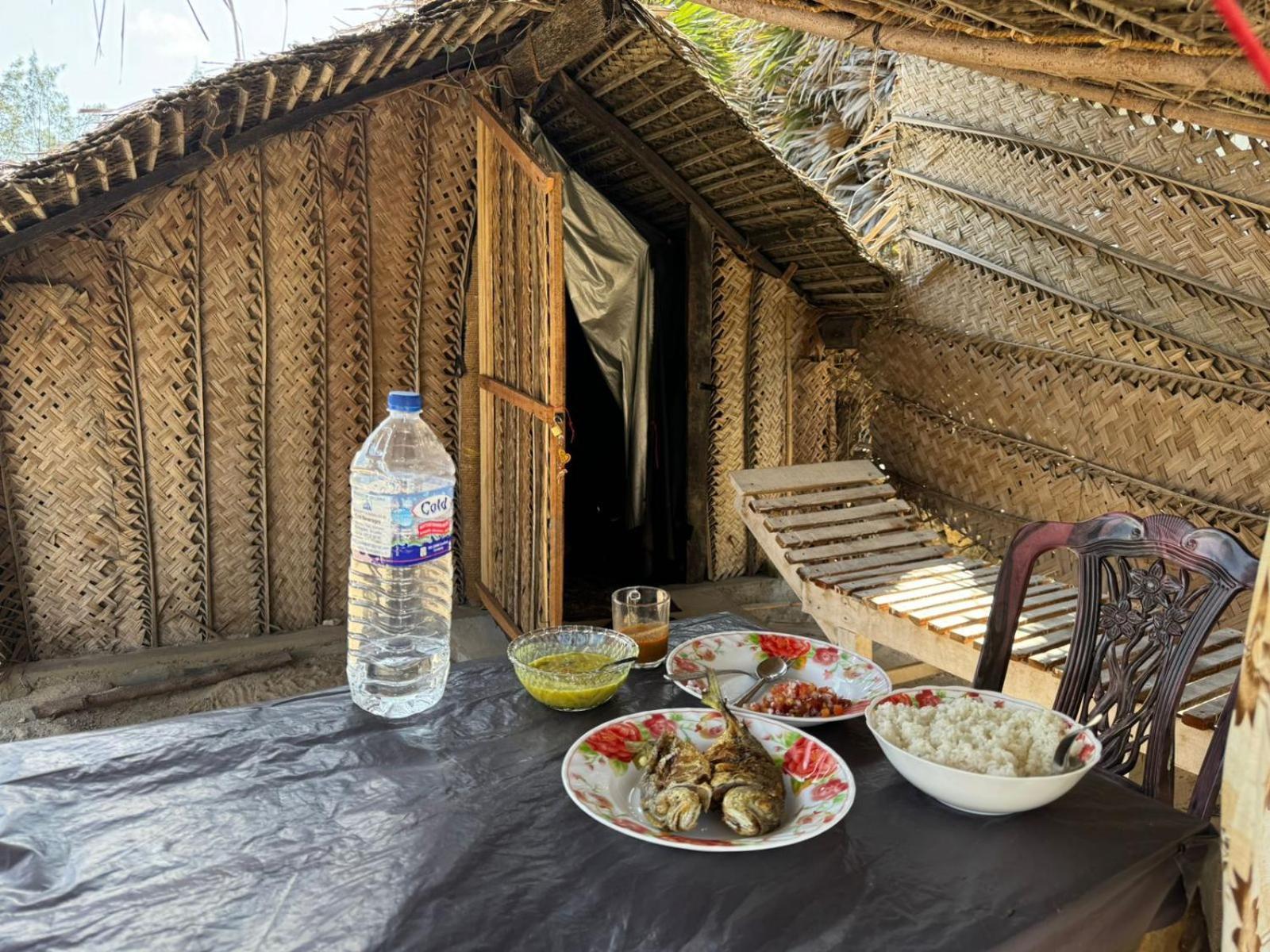 Delft Jeyam Resorts Delft East الغرفة الصورة
